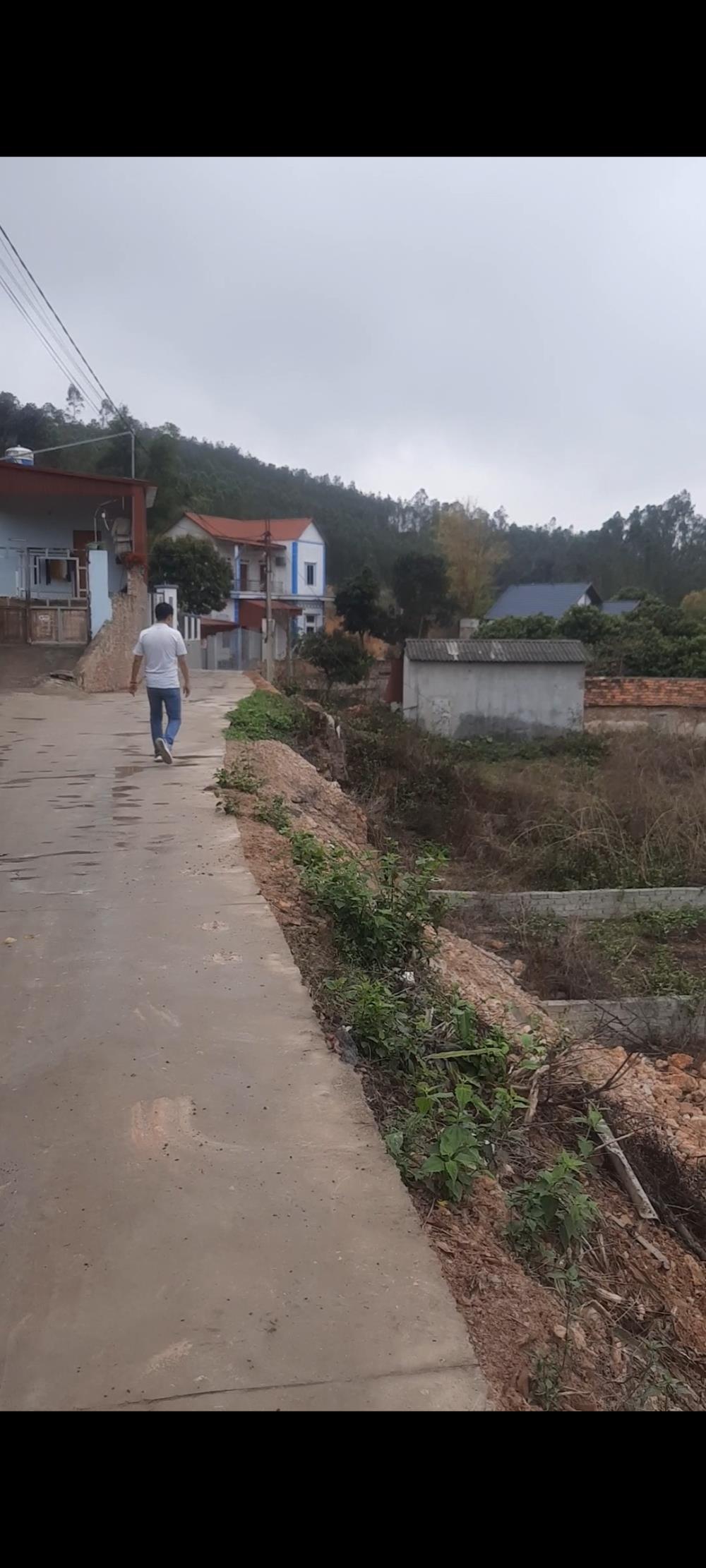 Bán lô đất nền 140m2 thôn Chiến Thắng xã Yên Sơn huyện Lục Nam Bắc Giang giá chỉ 560 triệu