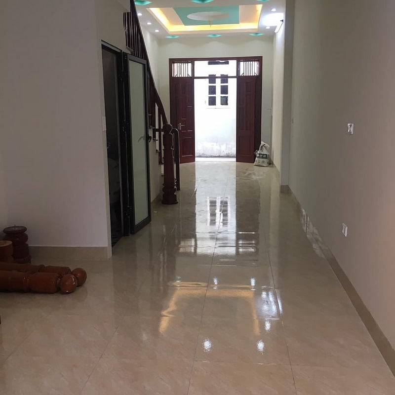 Bán nhà  Ngô Gia Tự, Long Biên, Hà Nội, giá 9,8 tỷ, 48m²