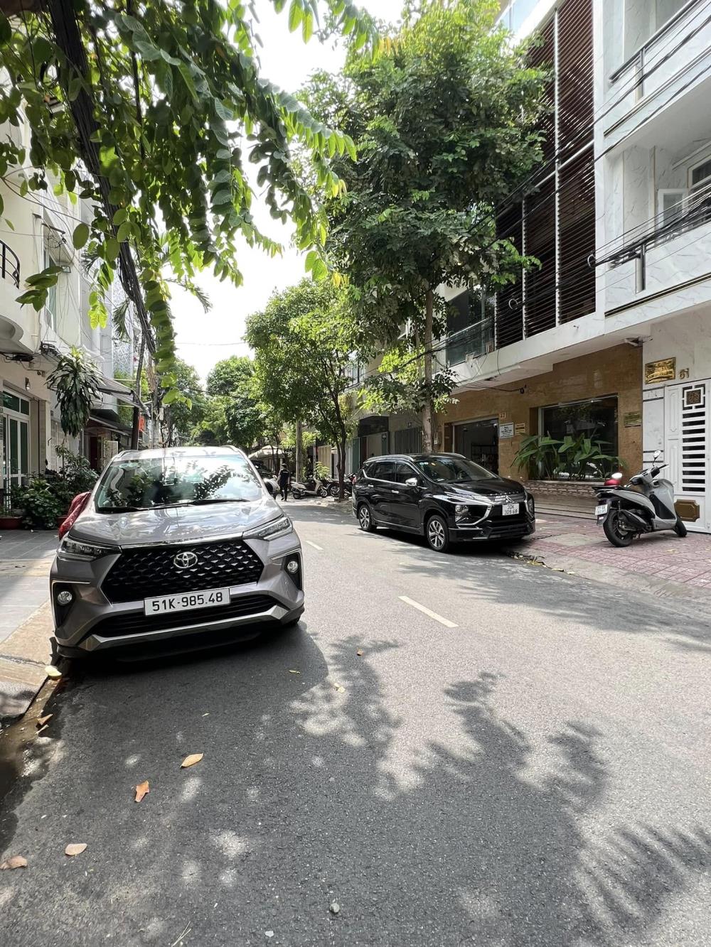 Bán nhà mặt tiền Dã Tượng, Vĩnh Nguyên, Nha Trang, 3 tầng, giá 11,5 tỷ
