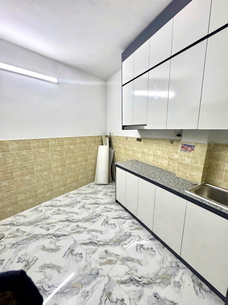 Bán nhà riêng 35m2 Thái Hà, Đống Đa, ô tô 7 chỗ, lô góc, giá 6,25 tỷ