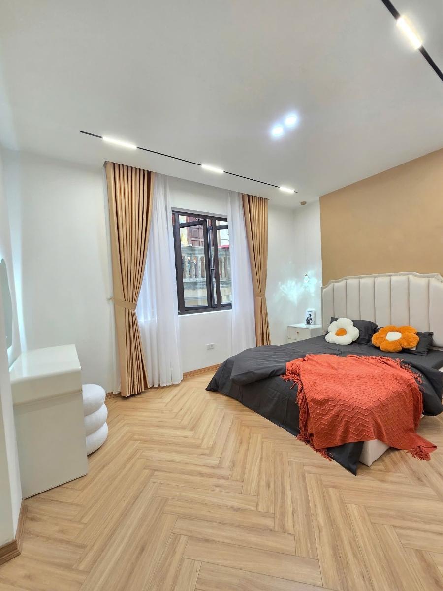 Bán nhà riêng Bạch Mai Quận Hai Bà Trưng 40m2 lô góc đẹp tiện ích