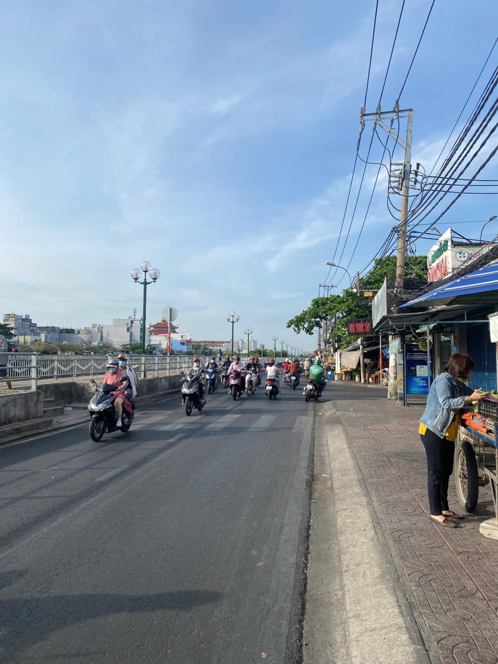 Bán nhà riêng 242,6m2 Phú Định, Quận 8, giá hợp lý thương lượng nhanh