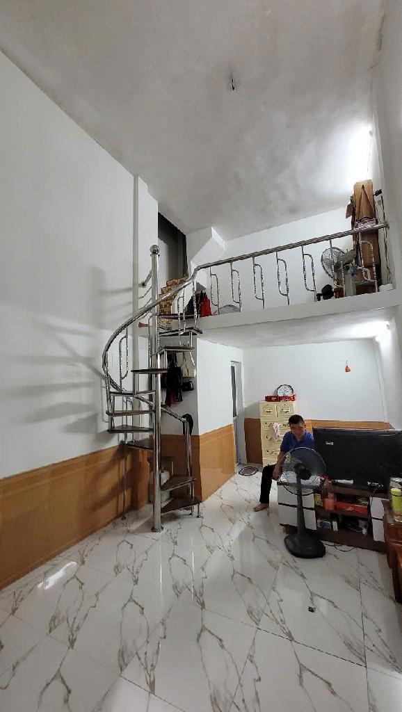 Bán nhà riêng 4 tầng tại Vĩnh Hồ Đống Đa Hà Nội diện tích 42.6m2 giá 9.3 tỷ
