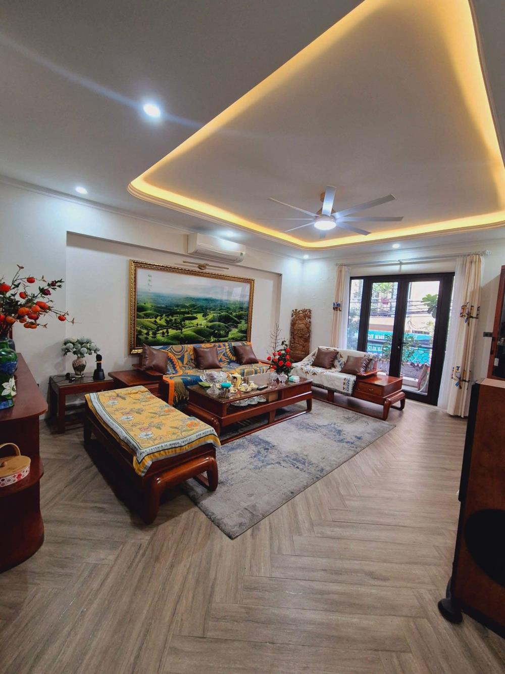 Bán nhanh nhà riêng Phạm Huy Thông 40m2 5 tầng mặt tiền 4.5m 13.5 tỷ