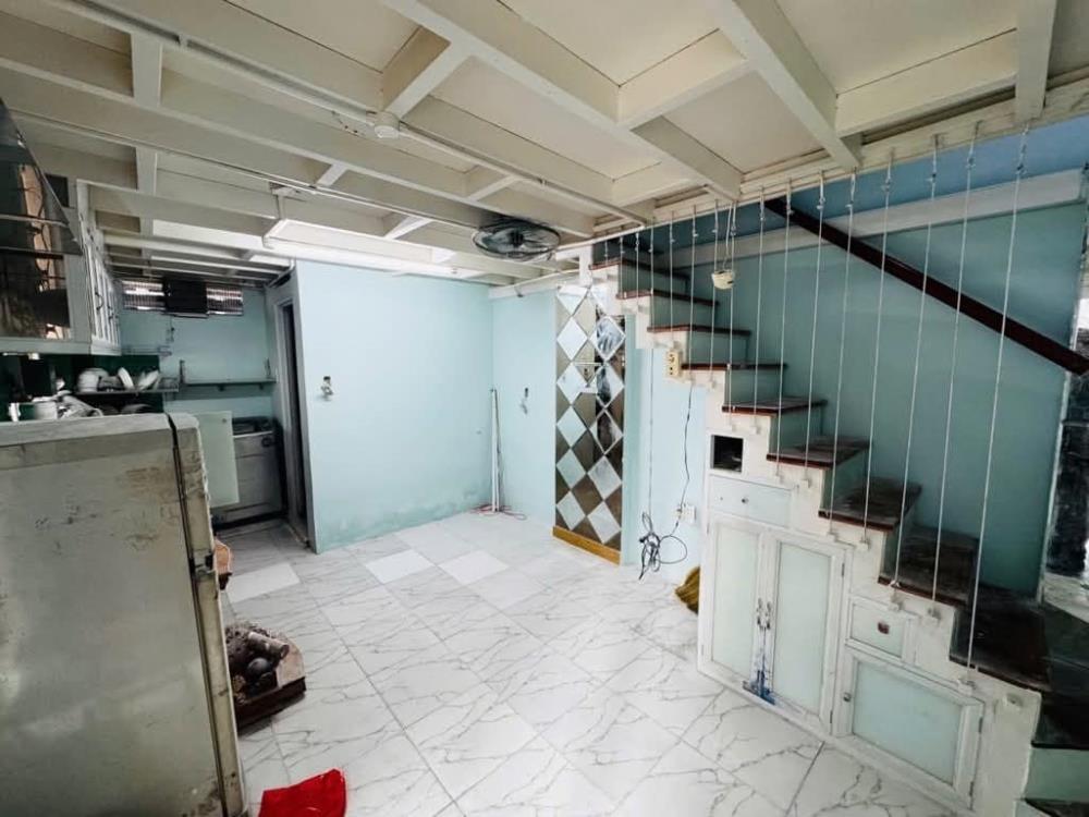 Chính chủ bán biệt thự hẻm xe hơi Dương Quảng Hàm DT 13x19m trệt 2 lầu giá 21.5 tỷ