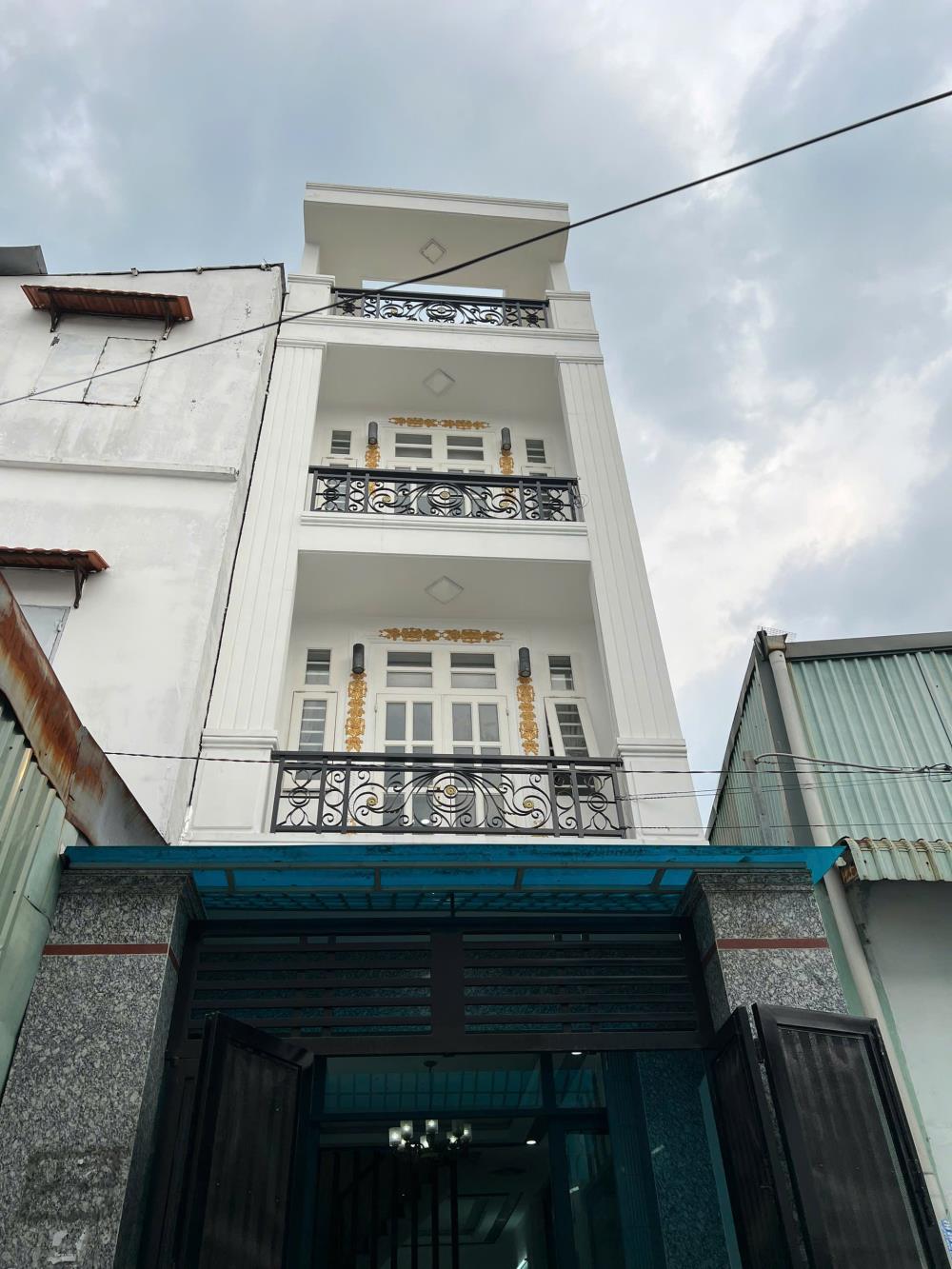 Bán nhà phố Xã Đàn, mặt ngõ thông kinh doanh, ô tô vào nhà, diện tích 38m2