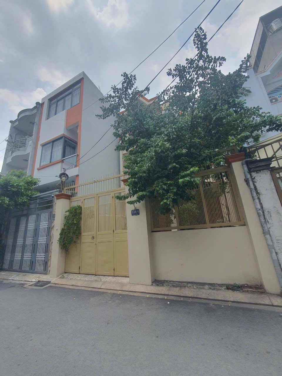 Bán nhà riêng 4m x 11m Gò Cẩm Đệm, quận Tân Bình, nhà mới đẹp