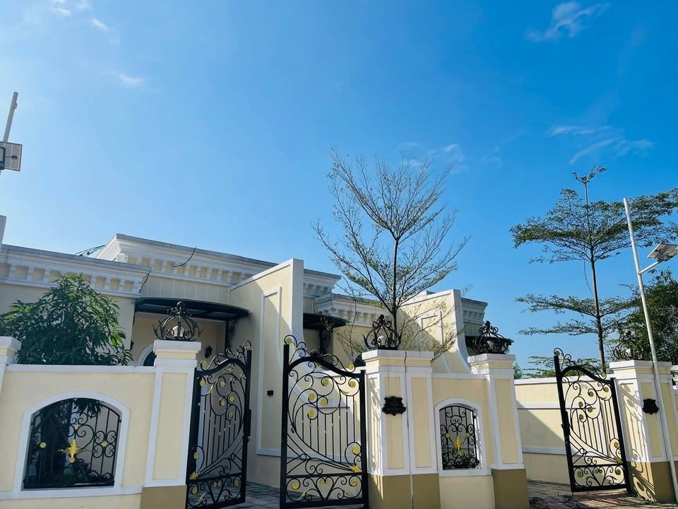 Bán biệt thự song lập đường Lê Mao, Thành Phố Vinh, tiện ích hoàn hảo