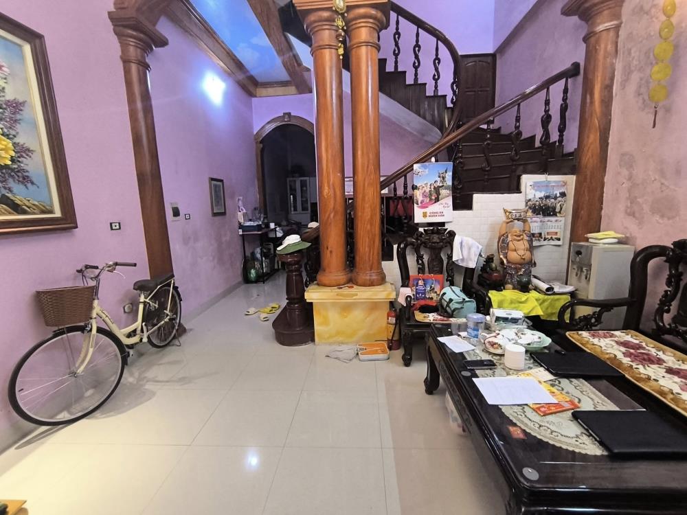 Bán nhà riêng 59 m2 ngõ ô tô phố Hoàng Minh Đạo quận Long Biên tiện ích đỉnh