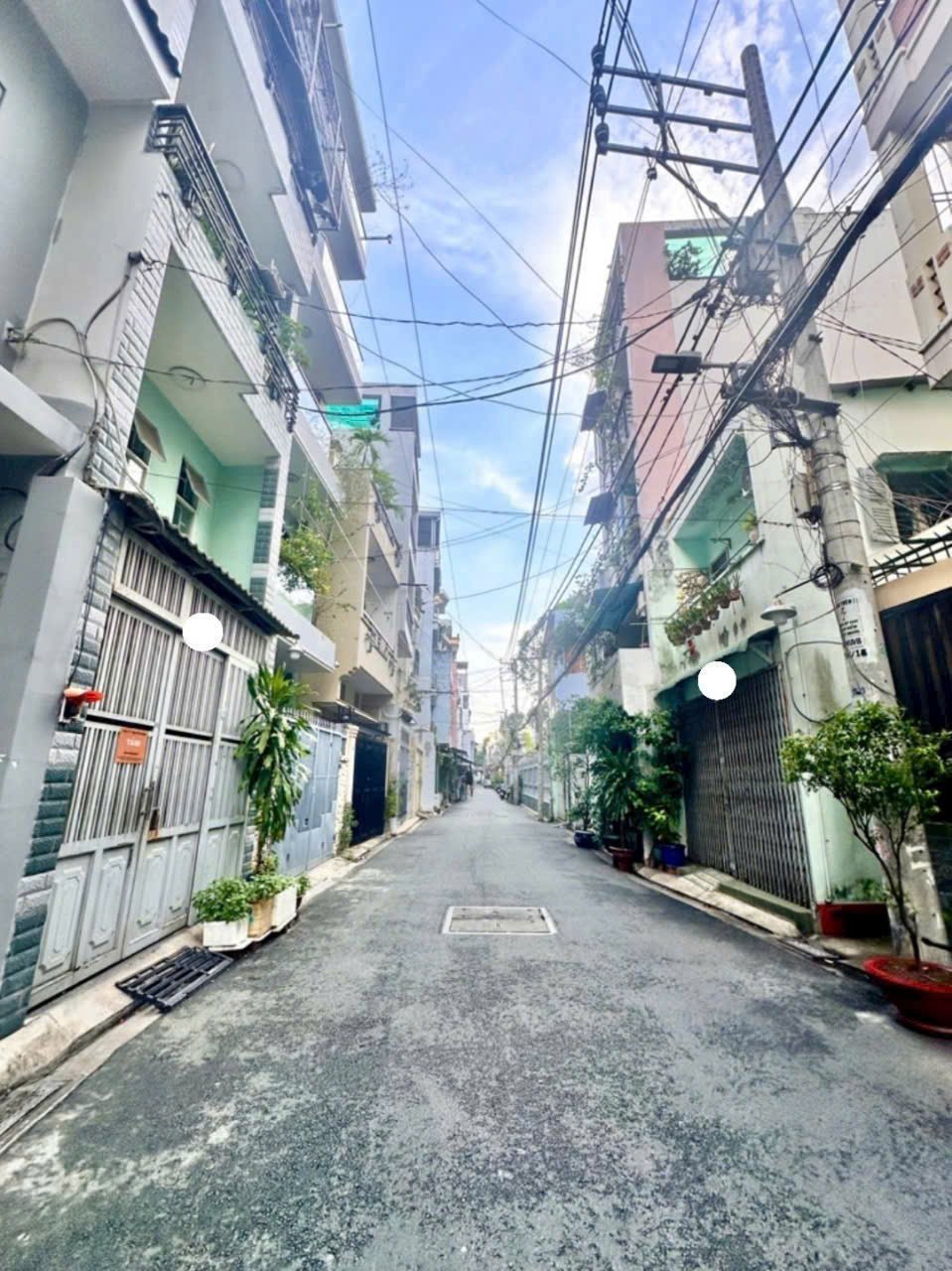 Bán nhà riêng 40m2 tại CMT8, Phường 4, Quận 3, Hồ Chí Minh, nhà mới vào ở ngay
