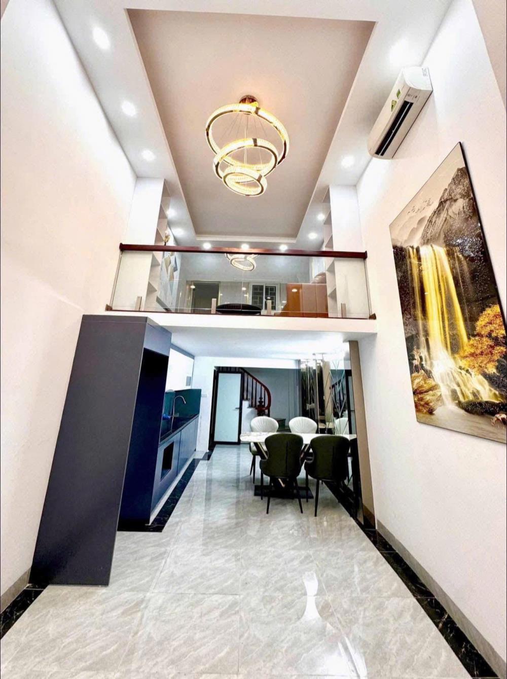 Bán nhà phố Lê Trọng Tấn, 39m², 5 tầng, ô tô tránh, gara, ở và kinh doanh, giá hơn 10 tỷ
