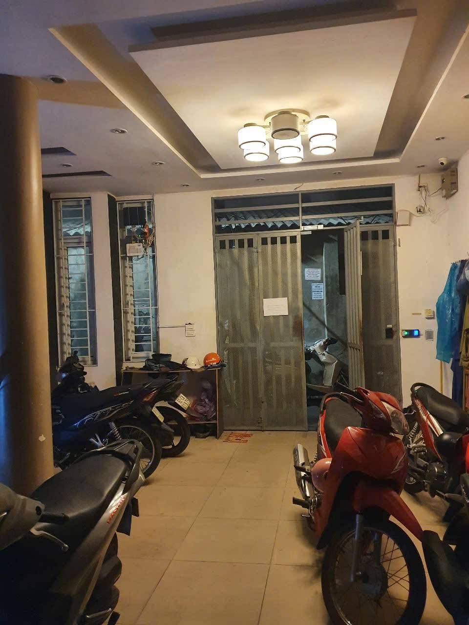 Bán nhà 470 nguyễn trãi, 50m x 6 tầng. mặt tiền 5.5m... giá 9.5 tỷ