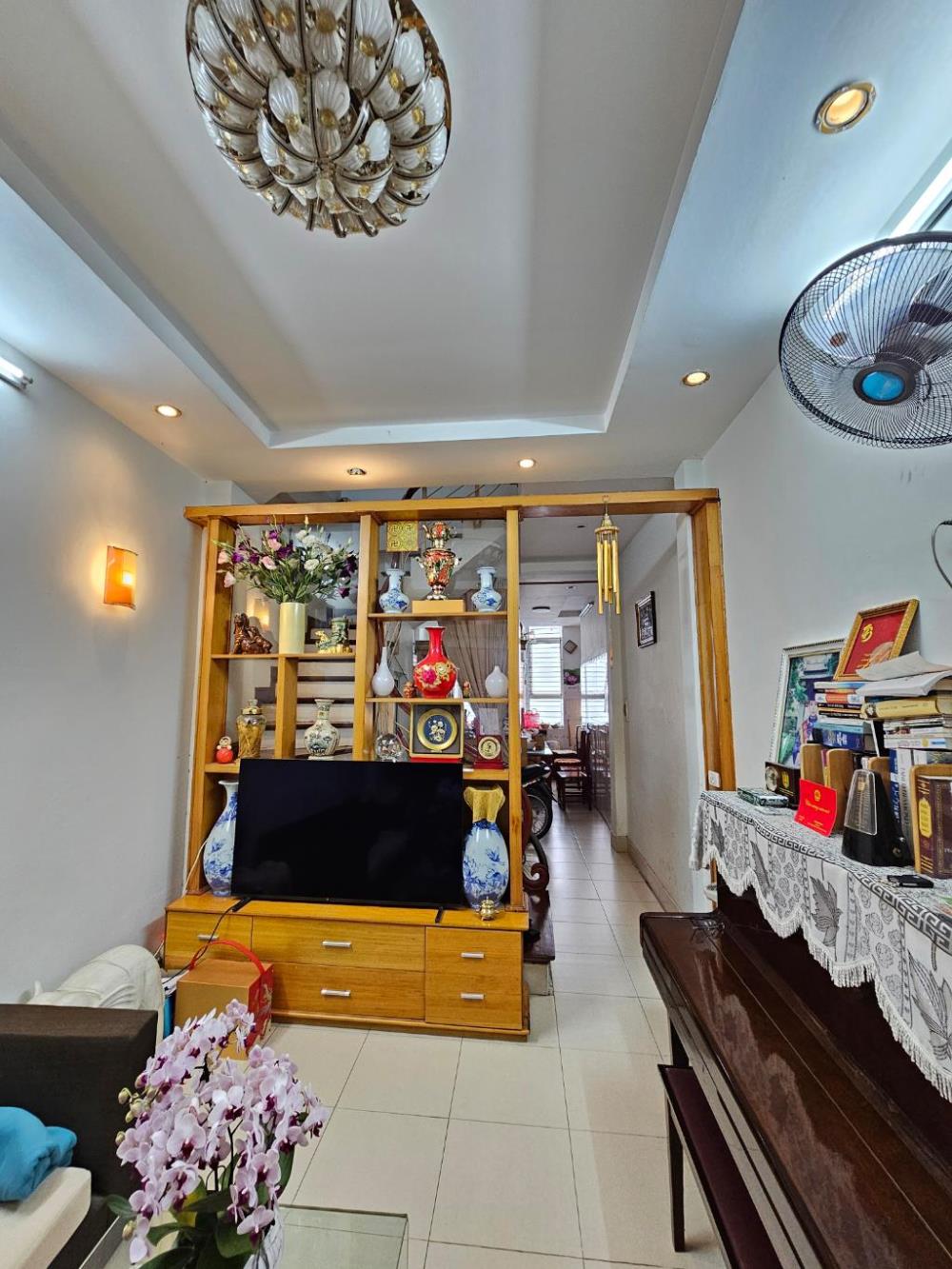 Bán nhà riêng Phường Đông Ngạc Quận Bắc Từ Liêm Hà Nội 32m2 ô tô đỗ cửa an ninh tốt