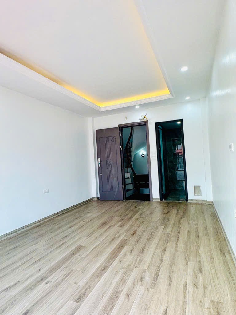 Bán nhà riêng phường Phú Diễn quận Bắc Từ Liêm diện tích 50m giá chỉ 7.6 tỷ
