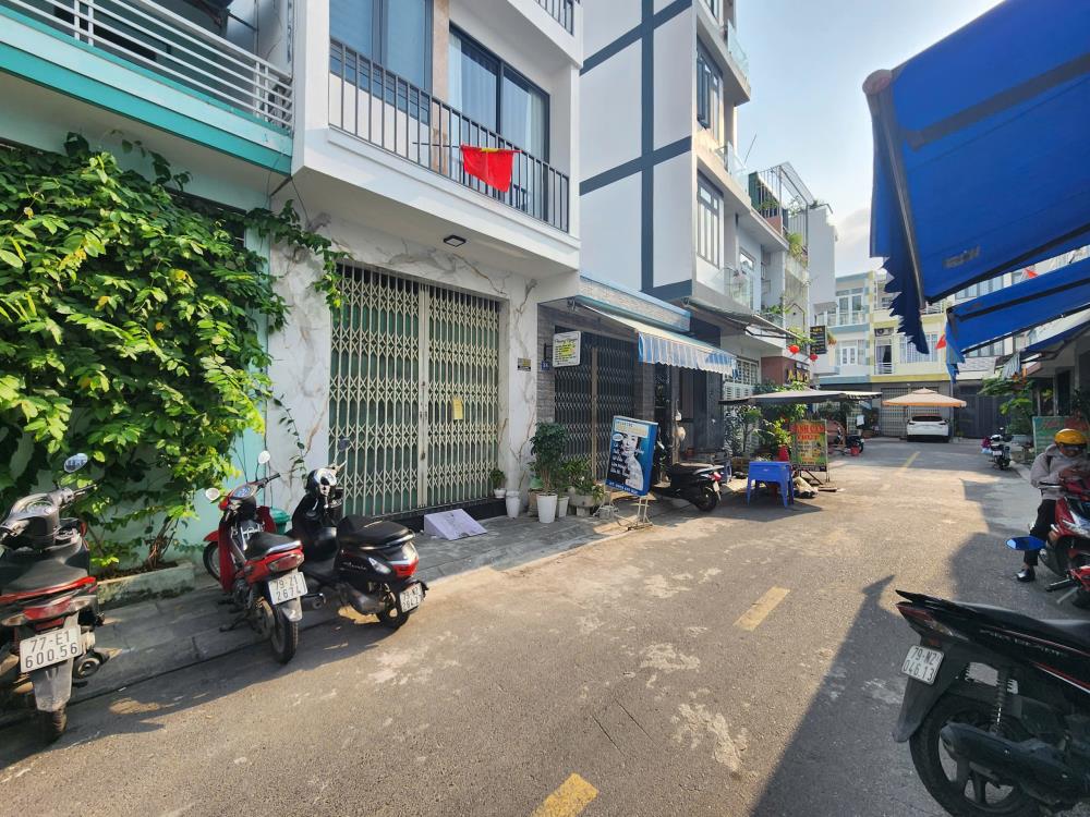 Bán nhà mặt tiền kinh doanh Phước Hải Nha Trang 40m² hướng Đông Nam sổ hồng