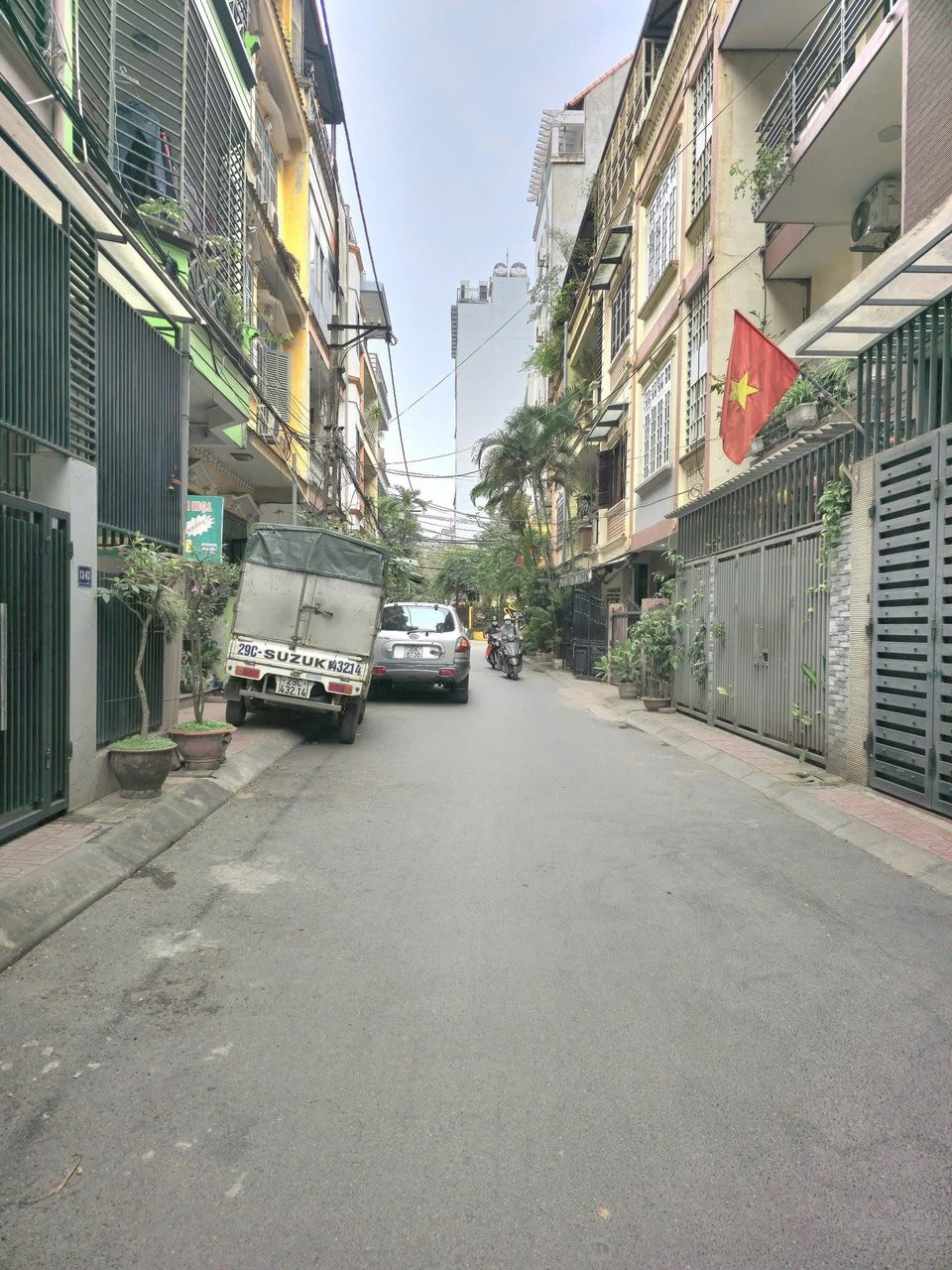 Bán nhà riêng 5 tầng thang máy Giải Phóng Hoàng Mai 65m2 giá 24 tỷ