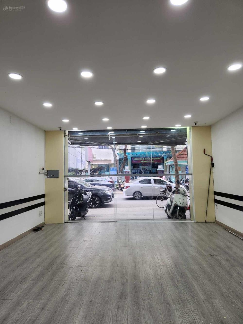 Cho thuê 50m2 mặt bằng kinh doanh  vị trí đẹp tại Lộc Thọ, Nha Trang