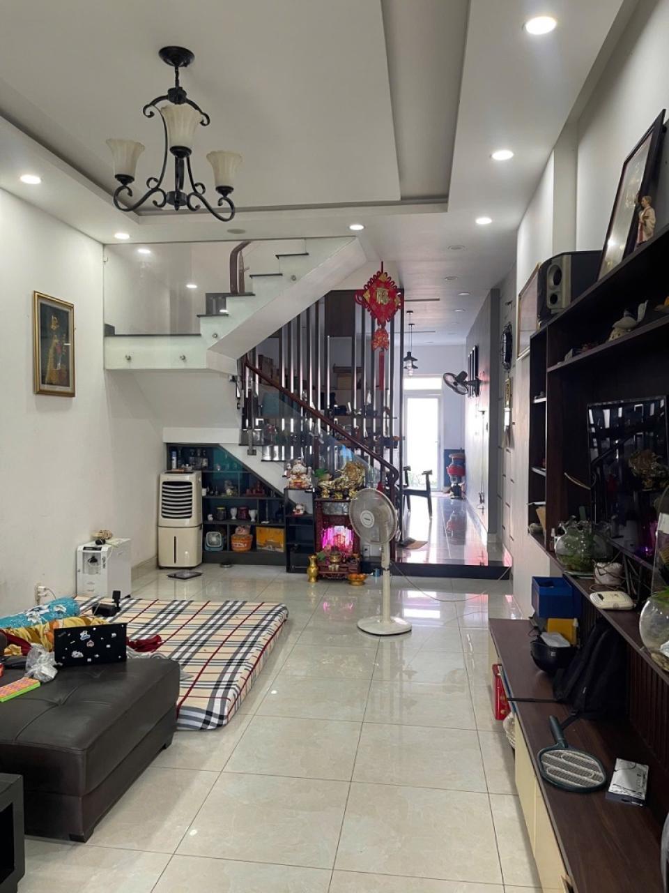 Giảm 1.6 tỷ nhà 3 tầng Thạnh Xuân 24 q12, 156m2, 5.5x28m chỉ 6.x tỷ