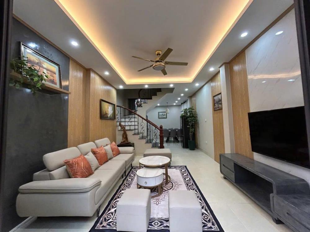 Ngọc Thụy Long Biên 60m2 x 4 tầng 7 tỷ 95 dân xây sân vườn gần ô tô