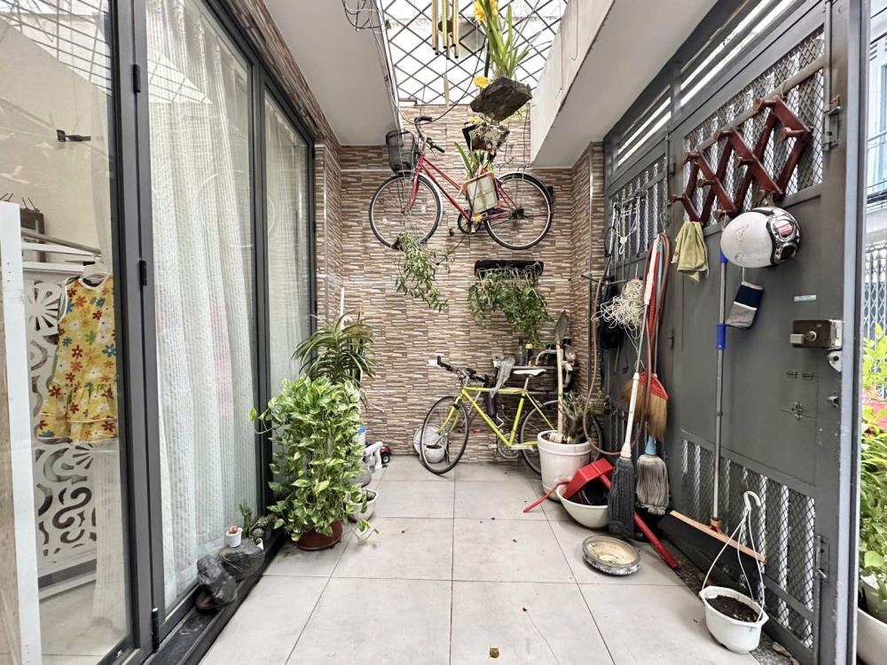 Nhà 3 tầng lầu xây kiên cố hẻm 1 xẹc Hoài Thanh, Phường 14, Quận8