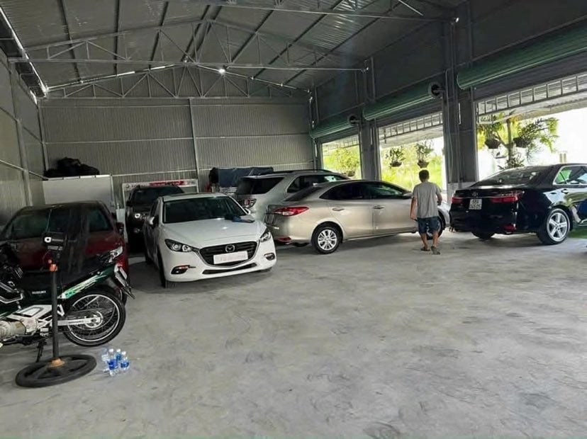 Cho thuê kho nhà xưởng 10m x 18m góc 2 mặt tiền đường B khu dân cư 91B