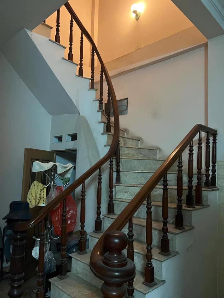 Bán nhà đẹp Phan Xích Long Phường 3 Phú Nhuận, 5 tầng, 3 phòng ngủ, gần sân bay, giá 7.x tỷ
