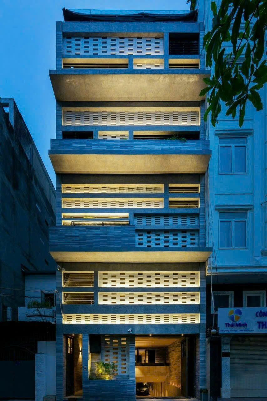 Bán nhà building mới 7 x 24m Lê Văn Huân, quận Tân Bình chính chủ
