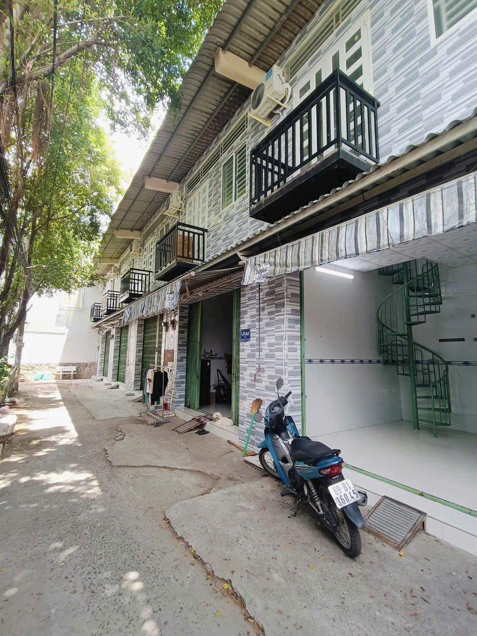 Bán nhà mini house 104 m2 đường lộ Hậu Thạnh - Cái Răng - thu nhập ổn định
