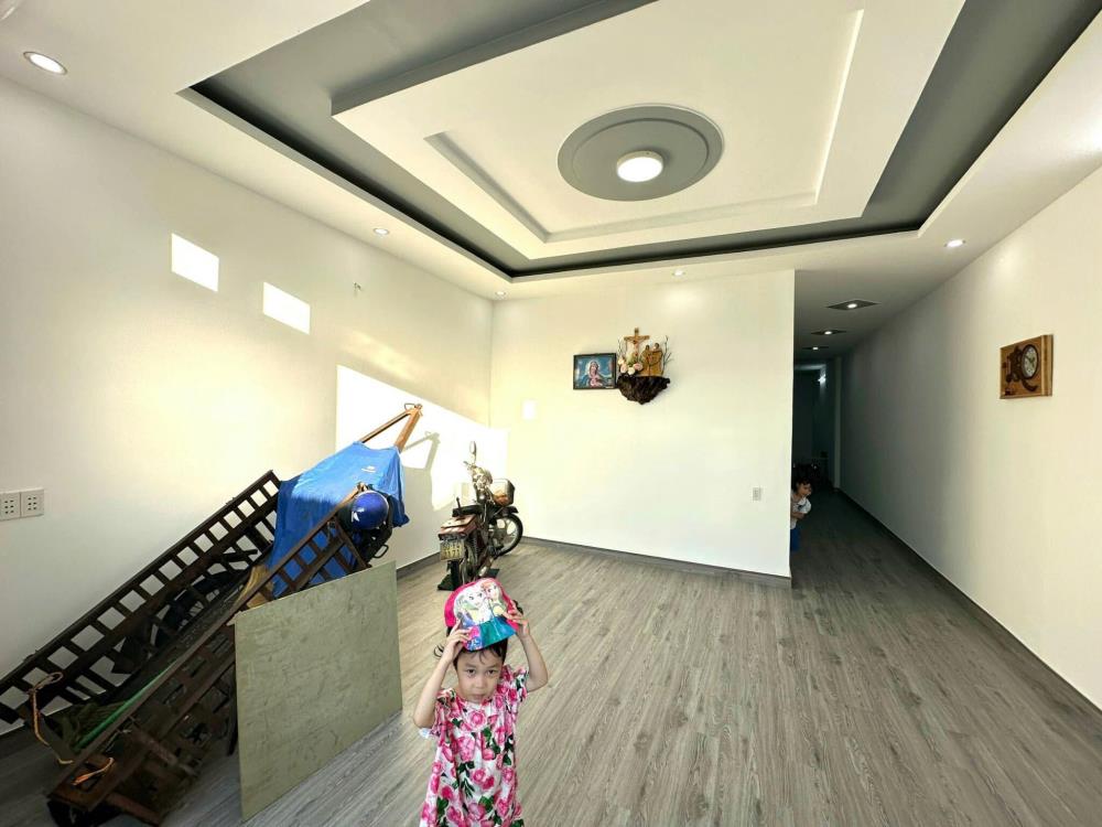 Bán nhà riêng 5,1m x 18,6m tại hẻm Minh Nguyệt, Trảng Bom, Đồng Nai, sổ hồng riêng