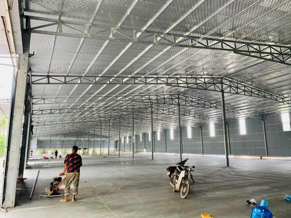 Cho thuê kho, nhà xưởng 1000m2 tại Quốc Lộ 5, Gia Lâm, bảo vệ 24/7