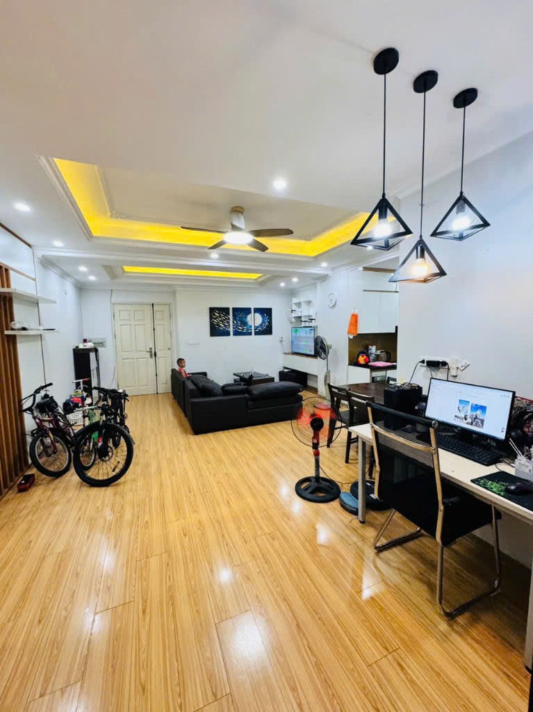 Cho thuê căn hộ chung cư studio Tresor Đường Bến Vân Đồn 36m2 nội thất đầy đủ giá 11,5 triệu/tháng