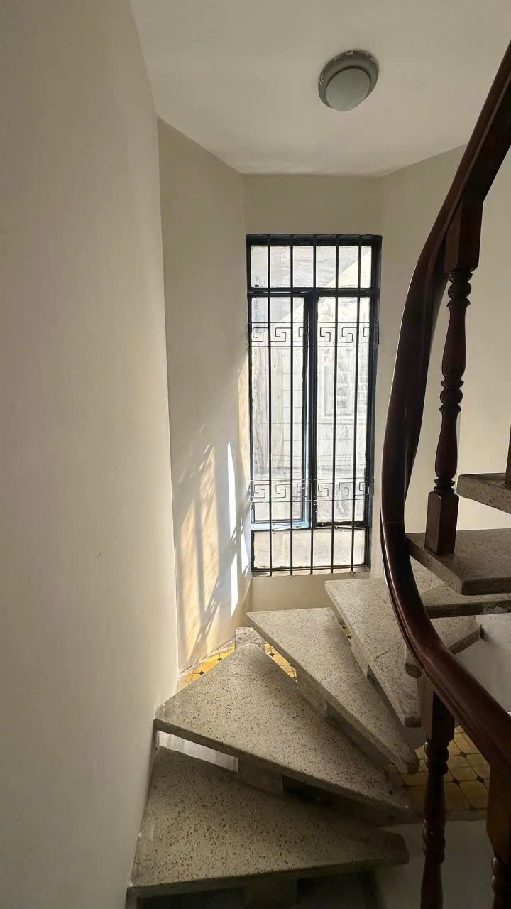 Cho thuê nhà riêng 40m2 hẻm xe hơi Thăng Long, Tân Bình giá 15 triệu