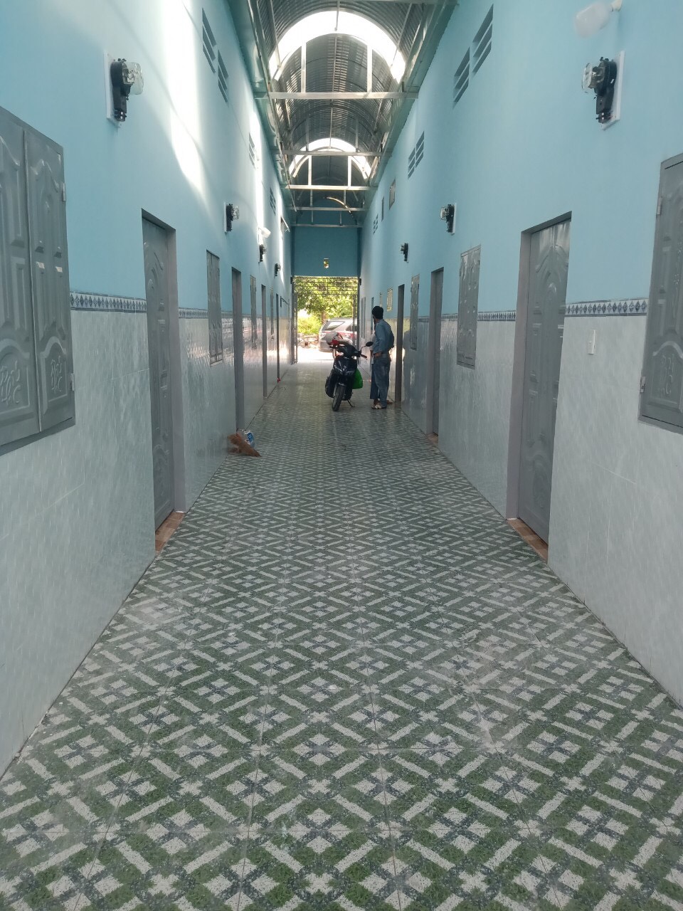 Bán dãy trọ 16 phòng 300m² KCN Mỹ Phước 3 Phường Thới Hòa