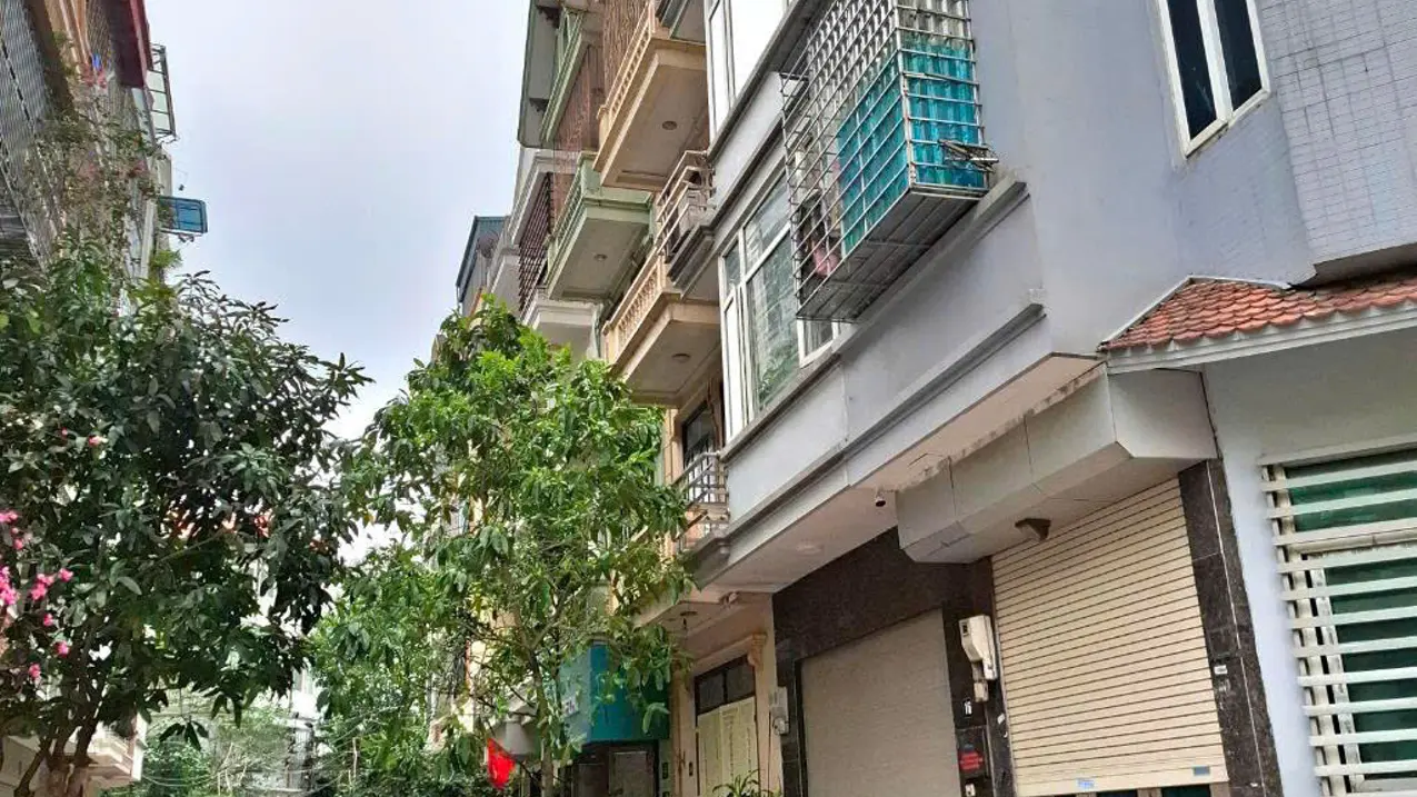 Bán nhà riêng 50m2 tại đường Nguyễn Hữu Thọ, quận Hoàng Mai, kinh doanh đỉnh