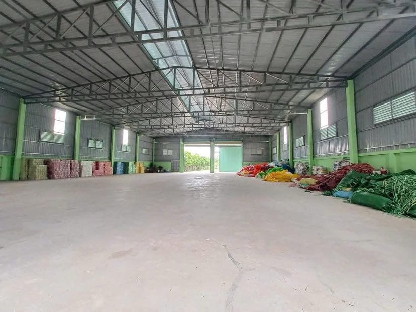 Cho thuê kho 4.500 m2 quốc lộ 61c mới xây có điện 3 pha