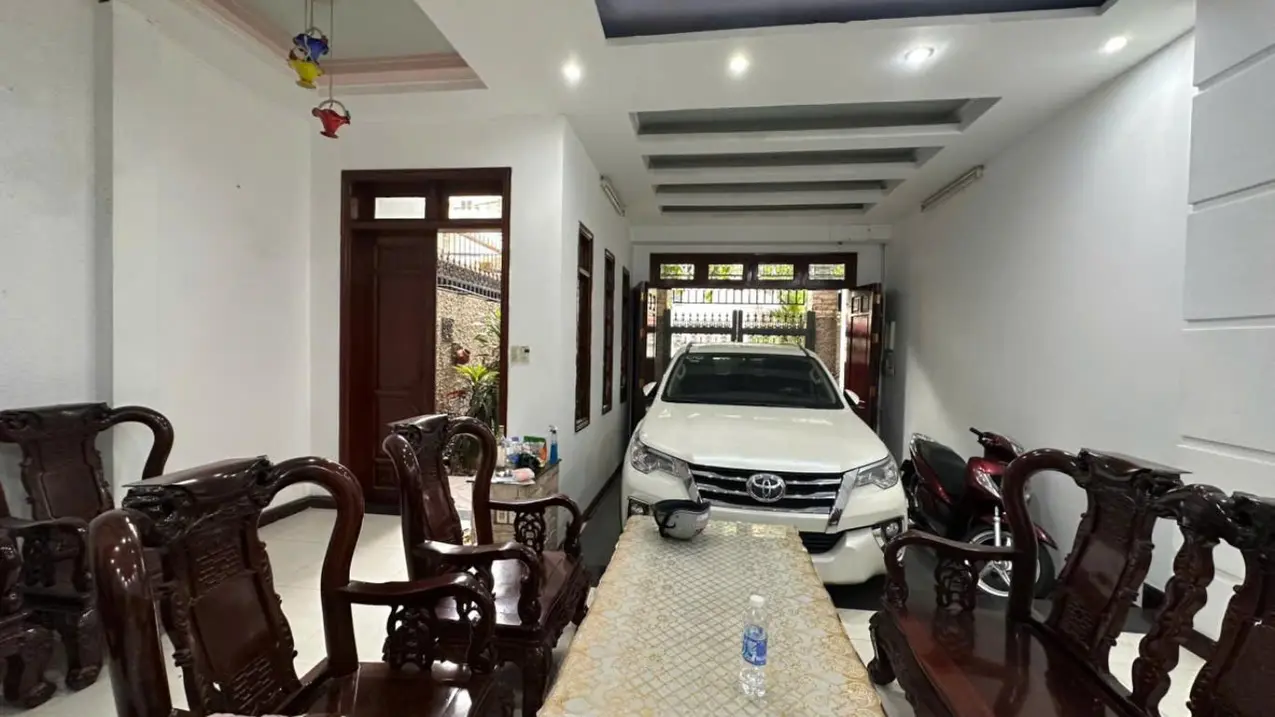 Bán nhà mặt tiền 6x18 tại Tạ Quang Bửu, Quận 8, giá chỉ 20 tỷ