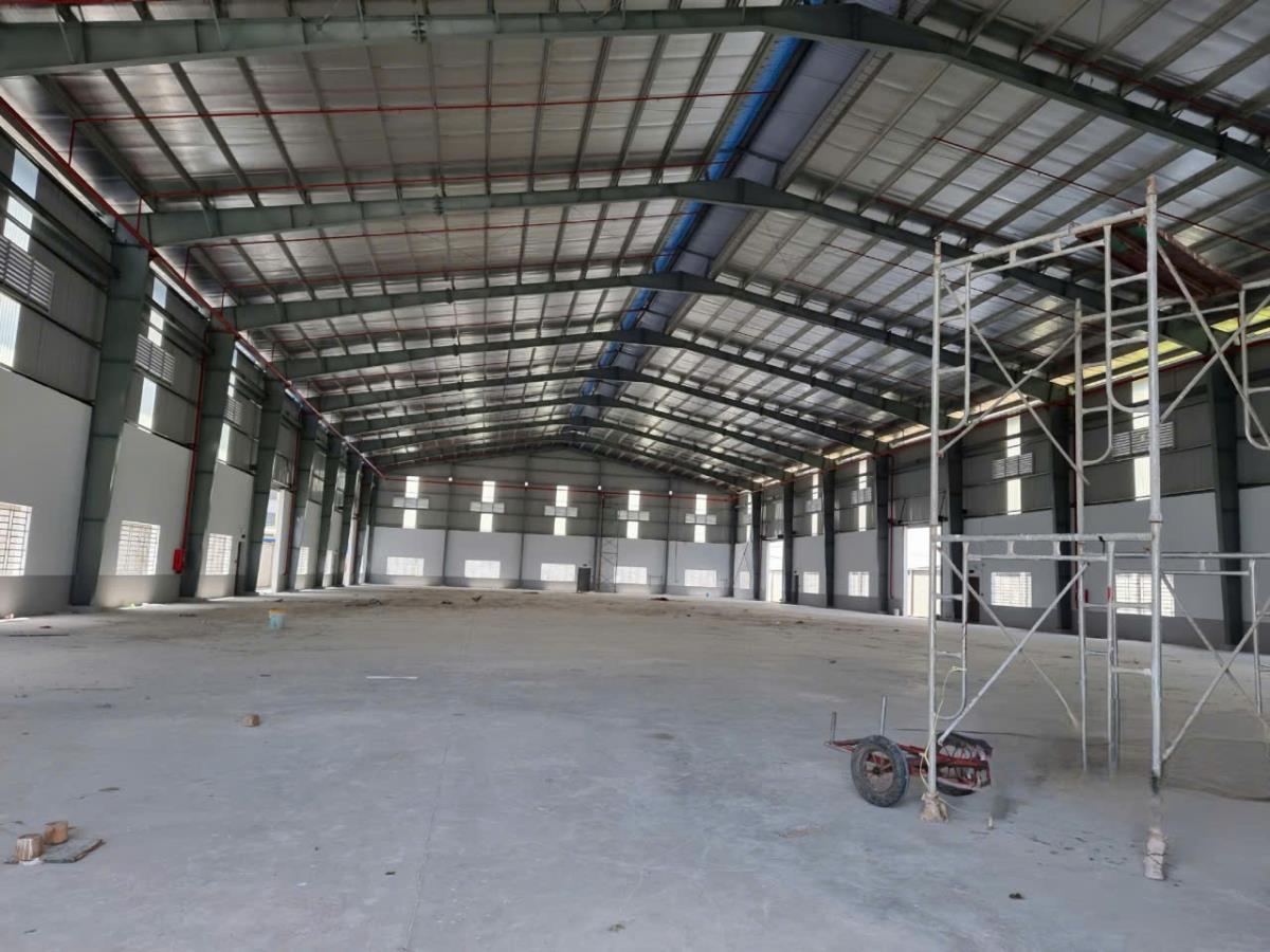 Cho thuê kho xưởng 5.000m2 ở đức hòa, long an giá 300tr/tháng lh: 0949 861 287