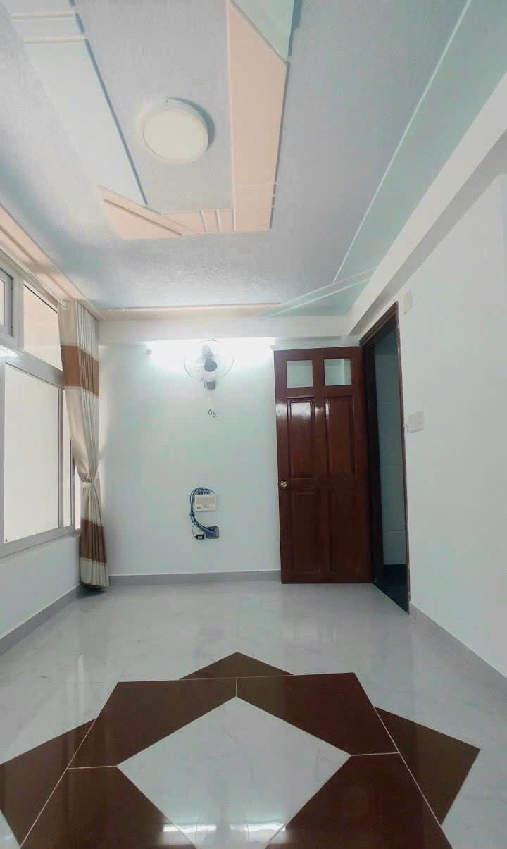 Bán nhà quận 11, Lãnh Binh Thăng, 5 tầng, ngang 4.7m, chỉ 5.95 tỷ