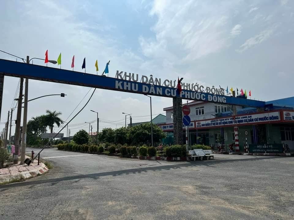 Đất nền giá ngộp 100m2 Kdc Phước Đông xả lỗ 830tr