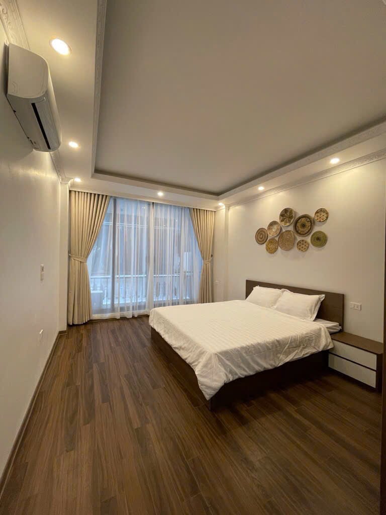Nhà Ba Đình 41m2 x 6 tầng thang máy, cách ô tô đỗ 15m, sổ nở hậu