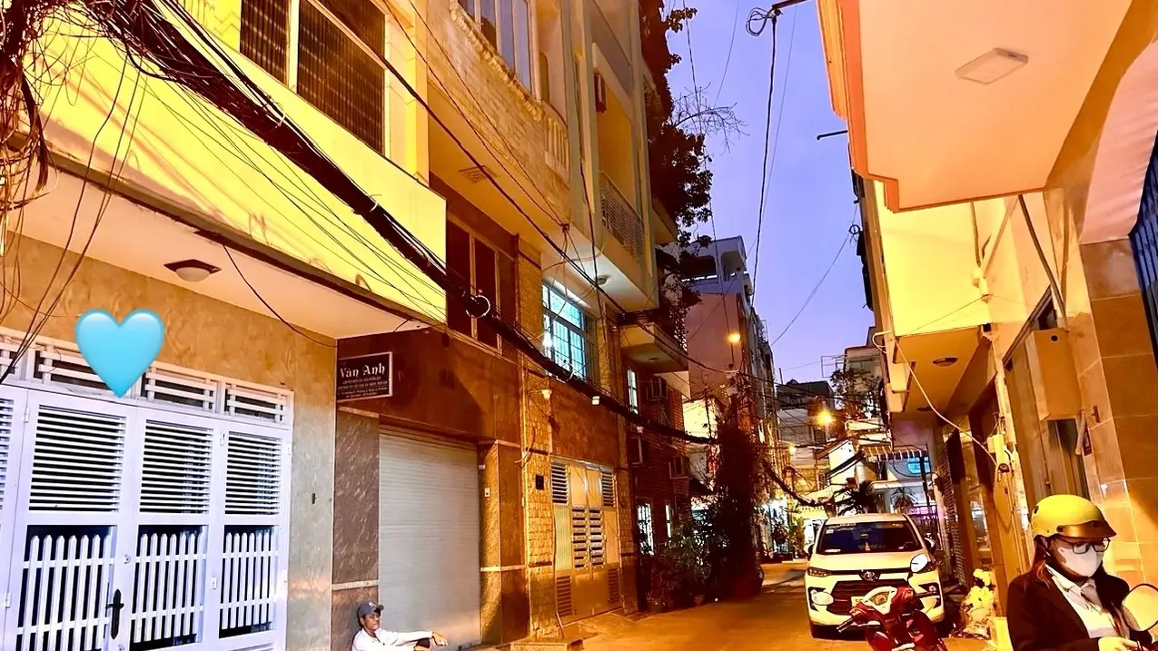 Bán nhà riêng 4 tầng 4.5m x 9m đường Tân Vĩnh Quận 4 xe hơi đậu cửa