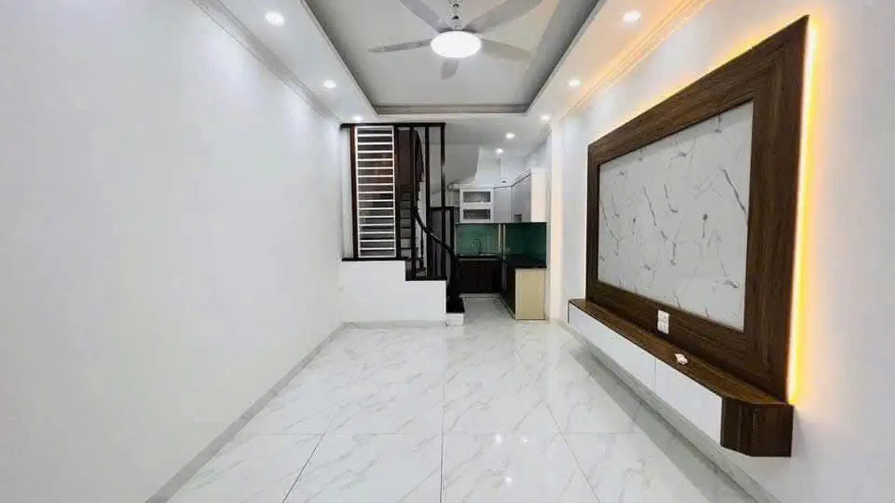 Bán nhà phố Tây Mỗ Nam Từ Liêm. 32m2 xây dựng 5 tầng. View hồ điều hòa Vinhomes Smart City