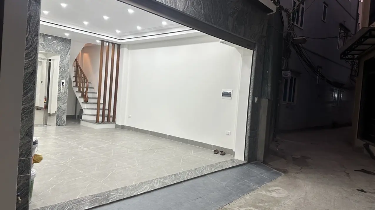 Bán nhà Đàm Quang Trung 6 tầng thang máy,gara ô tô,full nội thất chỉ 10,6 tỷ