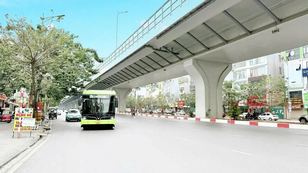 Bán nhà riêng 55m2 mặt phố Mai Hắc Đế, quận Hai Bà Trưng, kinh doanh sầm uất