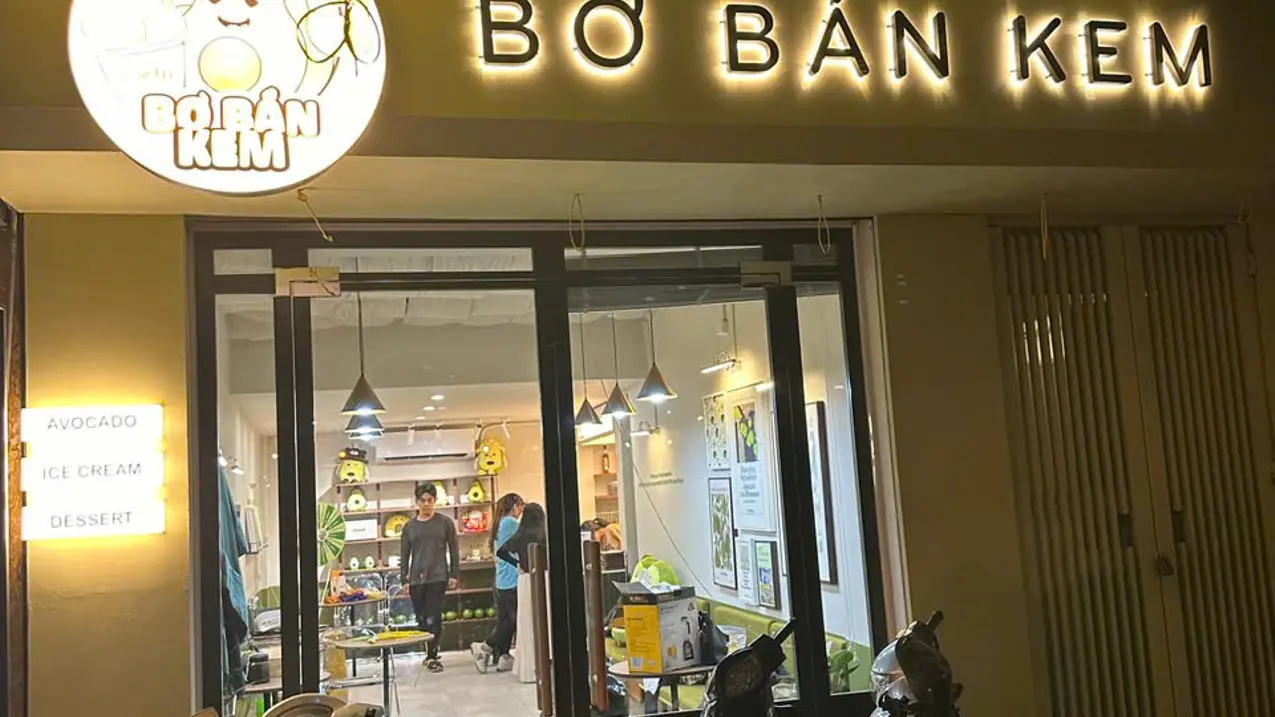Sang nhượng mặt bằng kinh doanh 40m2 tại Trần Quang Diệu, Đống Đa, Hà Nội có vỉa hè rộng