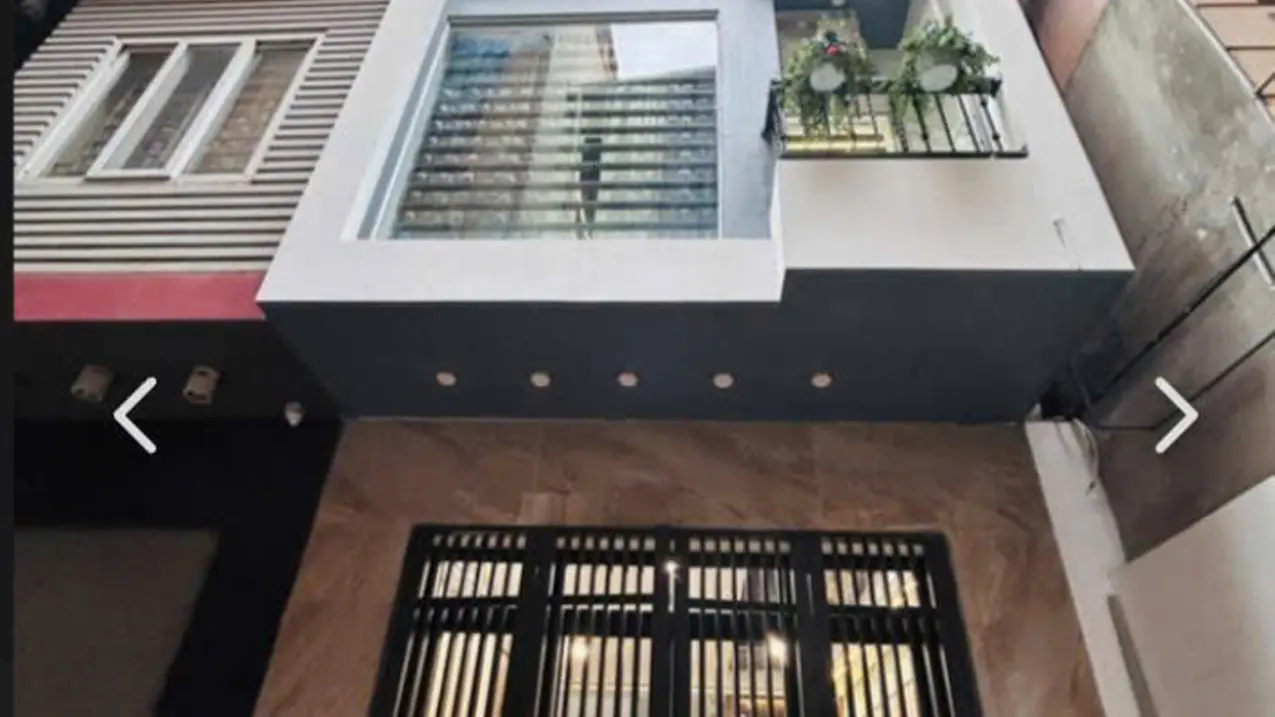Phố Hoàng Ngân 67 m2 x5 tầng MT 4.1 Thang Máy . Ô tô Đỗ  Cửa Thanh Xuân