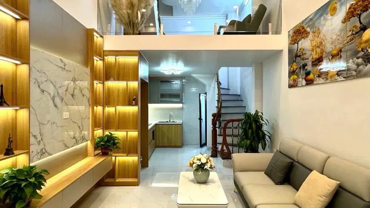 Bán nhà riêng 30m2 Đường Tôn Đức Thắng, Đống Đa, Hà Nội hai mặt thoáng
