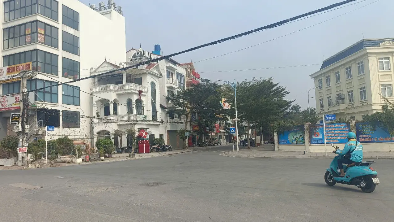 Bán đất 115m2 mặt tiền 8m tại Minh Khai Bắc Từ Liêm tiện kinh doanh