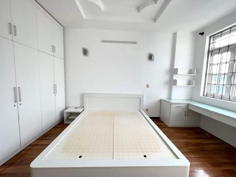 Bán nhà riêng 75m2 Trần Xuân Soạn, quận 7, 4 tầng xe hơi vào nhà