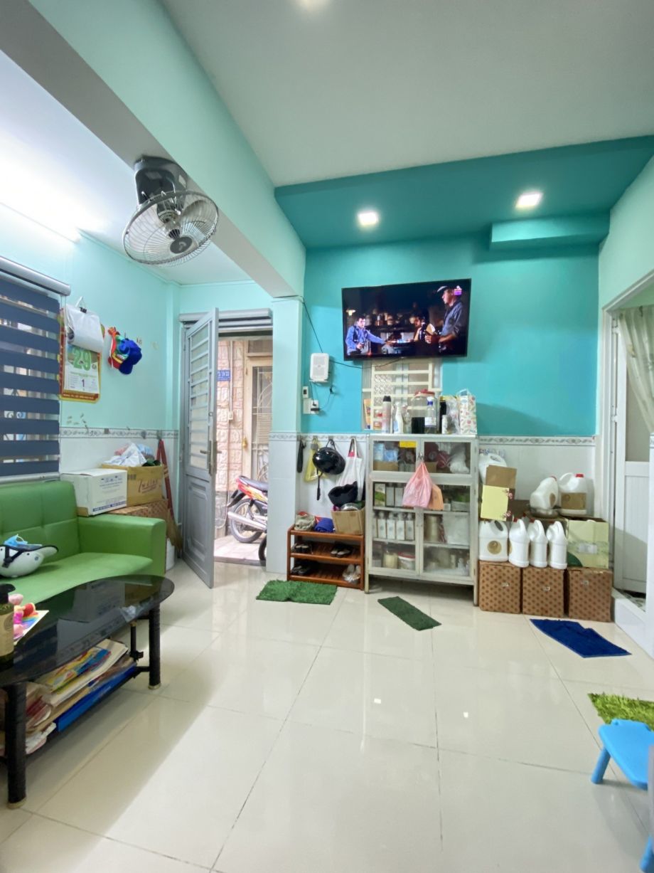Bán nhà riêng 4m x 6m điện Biên Phủ, P.17 Bình Thạnh, giá tốt có ban công